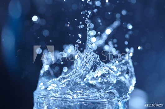 Picture of water in glass